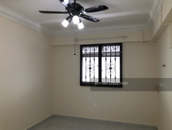 Blk 102 Jurong East Street 13 (Jurong East), HDB 3 Rooms #220053941